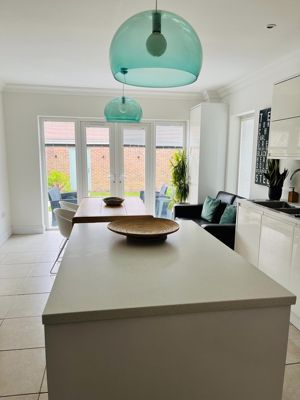 Kitchen- click for photo gallery